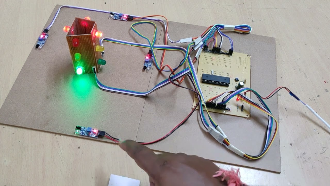 Density based Traffic 🚦 signals Controlling using PIC16F877A Micro controller