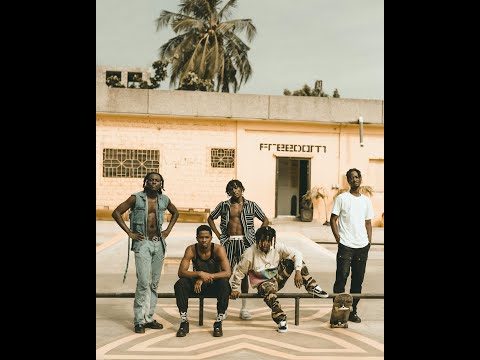 KWW Ft Twitch 4EVA, Kofi Mole, Dayonthetrack, Kwesi Arthur, Quamina Mp - Y3 B3 K) Beebi (Visualizer)