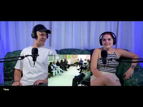 CUBANOS REACCIONAN a Los Tigres Del Norte - Sala de Espera - (con Jenny)