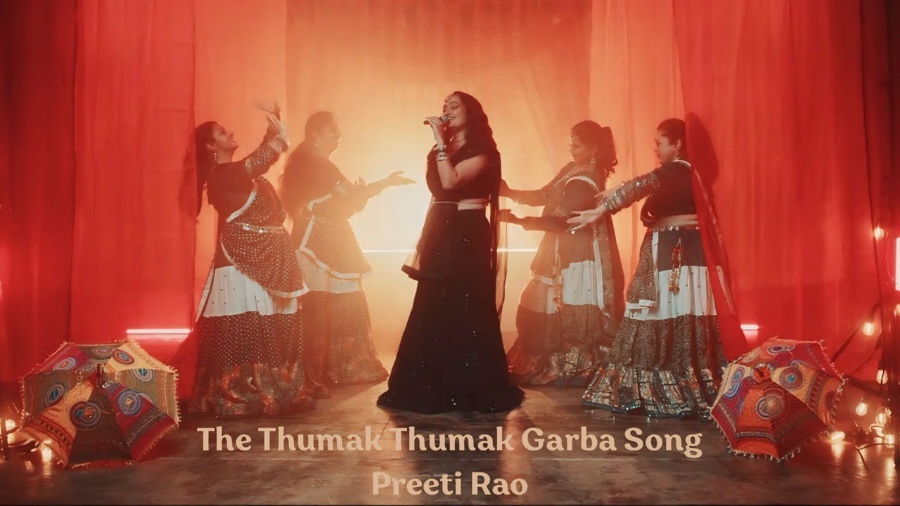 Thumak Thumak Garba Song