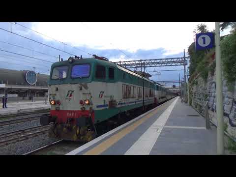 E656.515 + E444.104 sull' IC 1511 Torino Porta Nuova - Salerno, in partenza da Roma Ostiense