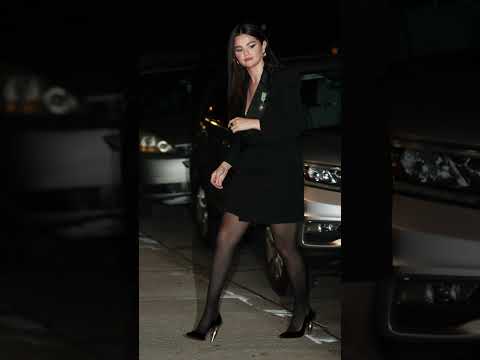 Selena Gomez Night out stills #actress