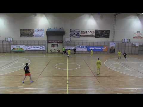 Promień Mikluszowice 8-2 Versus 1. połowa