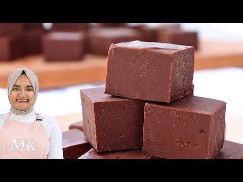Rich 4 ingredient CHOCOLATE FUDGE recipe! So easy