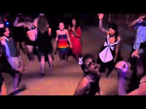 White Wedding Dance! - Bar do Meio - Fernando de Noronha