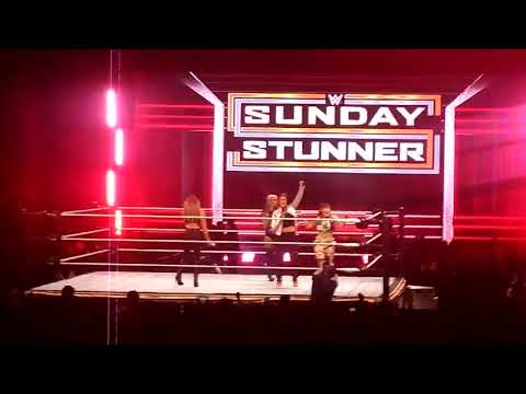 Trish Stratus Confronts Bayley & Co (08/21/2022)