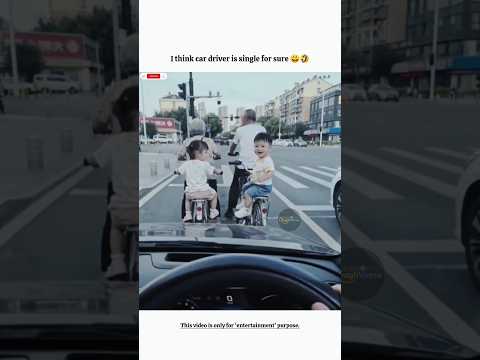 I think car driver is single for sure 😄🤣