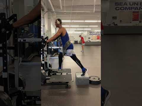 Pit Shark Split Squat