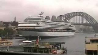 Cruise ships in Sydney - Mercury