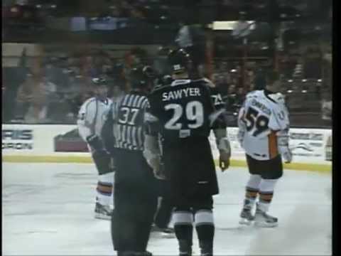 Riley Emmerson vs Justin Sawyer