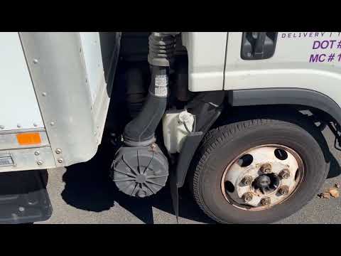 2012 Isuzu Box Truck - Video