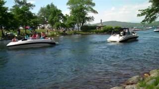 preview picture of video 'Weirs Channel on Lake Winnipesaukee'
