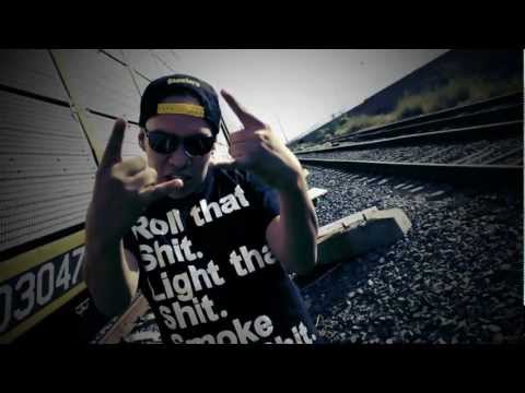 Garza uno-Tomar la pluma-(Video oficial)