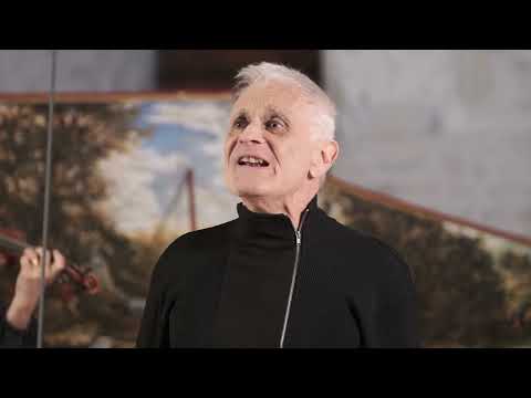 Ο κόντρα τενόρος Gérard Lesne [Ζεράρ Λεν] ερμηνεύει δύο αποσπάσματα από το ρεπερτόριο του γαλλικού Μπαρόκ: το «Il faut aimer, c'est un mal nécessaire» του Marc-Antoine Charpentier [Μαρκ-Αντουάν Σαρπαντιέ] και την «Άρια του Ύπνου» (Air du sommeil) από την όπερα&nbsp;Περσεύς [Persée] του Jean-Baptiste Lully [Ζαν-Μπατίστ Λυλλύ]. Η ερμηνεία της άριας του Lully αποτελεί χαρακτηριστικό παράδειγμα της παράδοσης&nbsp;haute-contre, όπου η αιθέρια φωνή του κόντρα τενόρου αποδίδει την υπνωτική ατμόσφαιρα της σκηνής.