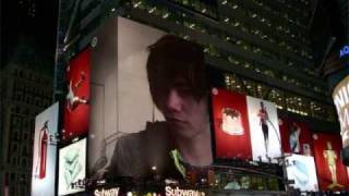 THis !s Us - KeYsHia CoLE