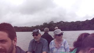 preview picture of video 'Alice y Zaiper en el Lago Sandoval en la Amazonia de Perú'