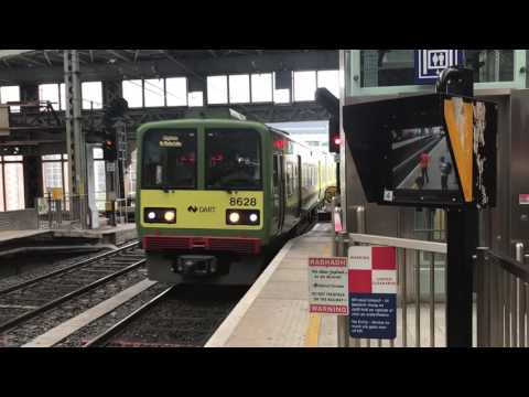Irish Rail DART 8520 EMUs 8628 + 8627 + 8640 + 8639 arrive at Pearse for Greystones (27/7/17)