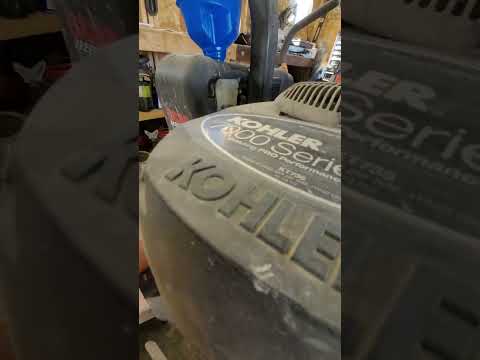 2017 Scag Freedom Z Hydro-fluid change