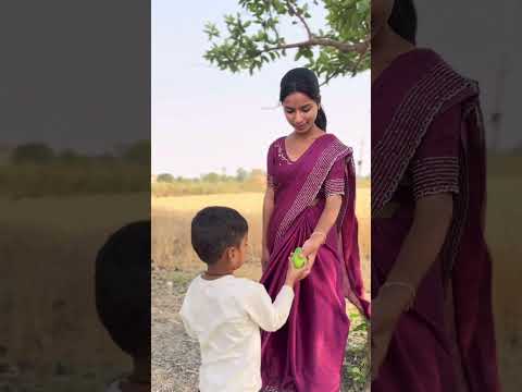 छोटे लड़के ने आंटी को मीठा आम खाने के लिए क्यों दिया🚩🛕||जय श्री कृष्णा||#bhakti #shorts #krishna