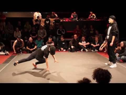 Halffinal Queen16 2017 Tania The Hunter vs. Spanish Hustle