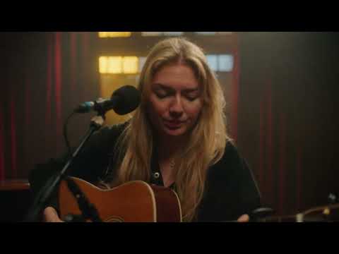 Jana Mila -  Like Only Lovers Could (acoustic)