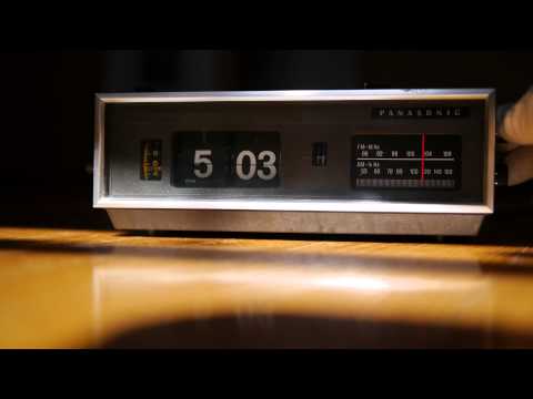 Panasonic Flip Clock Vintage Radio RC 7021