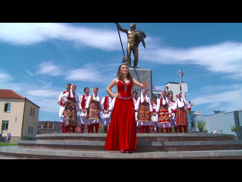 Elena Jovceska - Gorda Prilepcanka / Елена Јовческа - Горда Прилепчанка (Official Video)