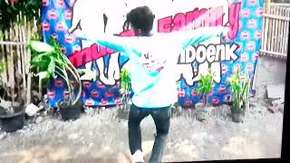 Download lagu Cek Sound Mixer Ashley lm 12  Music by muara Family mp3