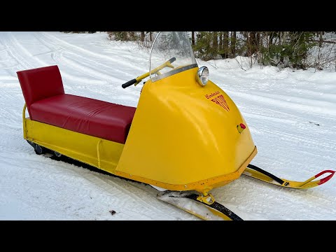 Scootart Skidoo Olympique 1963 Snowmobile ride Motoneige