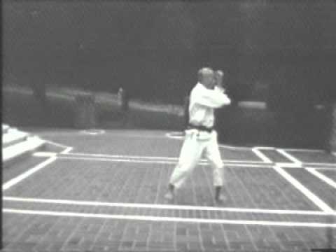 Hironori Otsuka sensei - Naihanchi