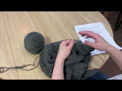 Winter Hug Shawl: Cluster Stitch