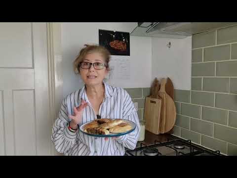 Arayes Recipe: Crispy Middle Eastern Meat-Stuffed Pita