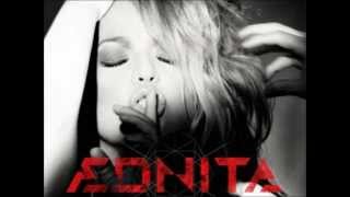 Ednita Nazario-Tocame- Desnuda 2012-