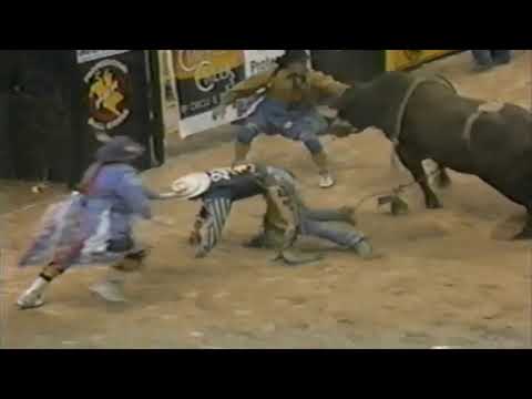 Tony Lama Boots bucks Randy Thornton - 95 PBR Finals