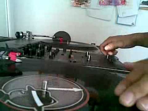 DJ D-Kutz - Pump It Up Juggles