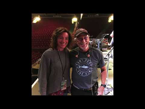 Learning To Fly - Jimmy Buffett ft. Sarah McLachlan (Live in Vancouver, BC - October 13, 2017)