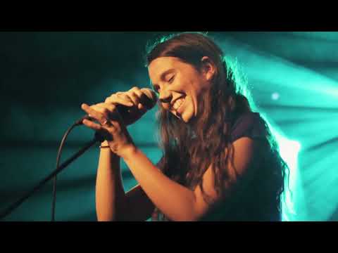 Raquel Lúa - Dona a l'aigua (Directo)