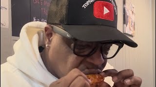 Trying Pizza and Wings at a Struthers, Ohio staple LaVilla Sports bar and grille food review