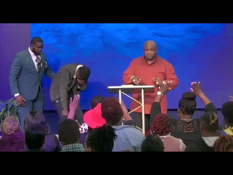 Music Producer RECEIVES LIFE CHANGING PROPHECY - Praise Break w/ Bishop Marc House