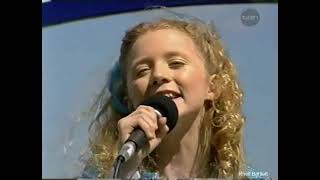 Nikki Webster singing National Anthem at 2000 Melbourne Cup