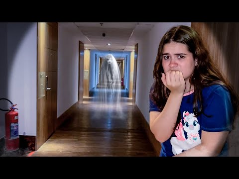 NUNCA EXPLORE UM HOTEL ÀS 3:00 AM da MANHÃ * VOCÊ PODE SE ARREPENDER