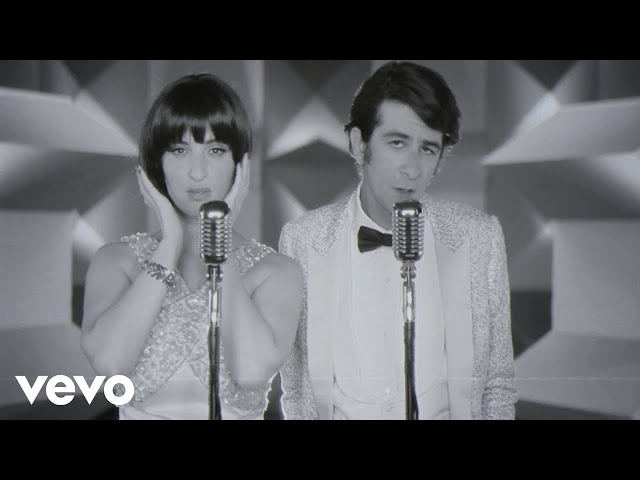 Video zu 'L'esercito Del Selfie' ansehen