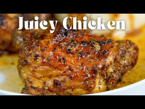 Juicy & Crispy Baked Chicken Thighs (Easy Recipe!)