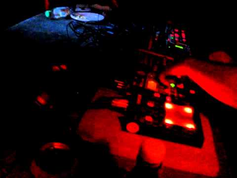 SuBurBasS @ EquinoX - Tanneries de Dijon - 29/03/2014 - 1