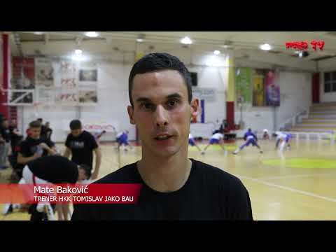 Obitelji pokojnog Branimira Mašića Banija uručen dres HKK Tomislav s umirovljenim brojem 11