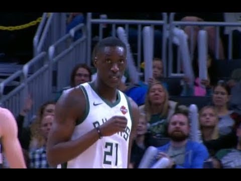 Tony Snell Highlights vs Kings RS19G9 - 12 Pts (04.11.18)