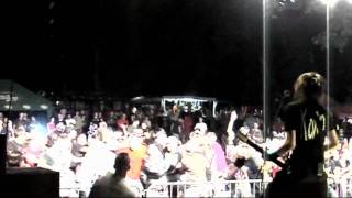 Video RATTLE BUCKET - PRADĚDA FEST 28.8.2009- SMILE (LIVE)