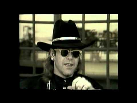 The Meldrum Tapes- Molly Meldrum Interviews Elton John- 1986