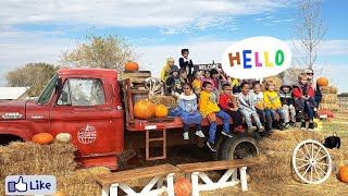 *Klausmeyer Farm Wichita,KS* Kazzlynns first Field Trip:)