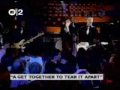 A get together  To Tear It Apart Live (The Hives)